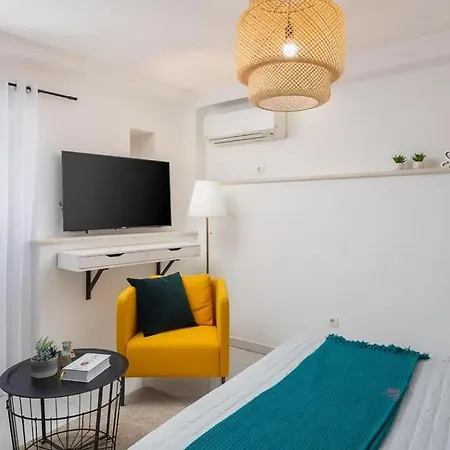 1 Bedroom Gorgeous In *