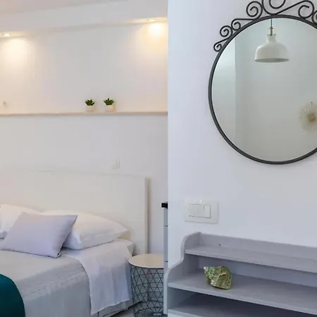 1 Bedroom Gorgeous In דירה